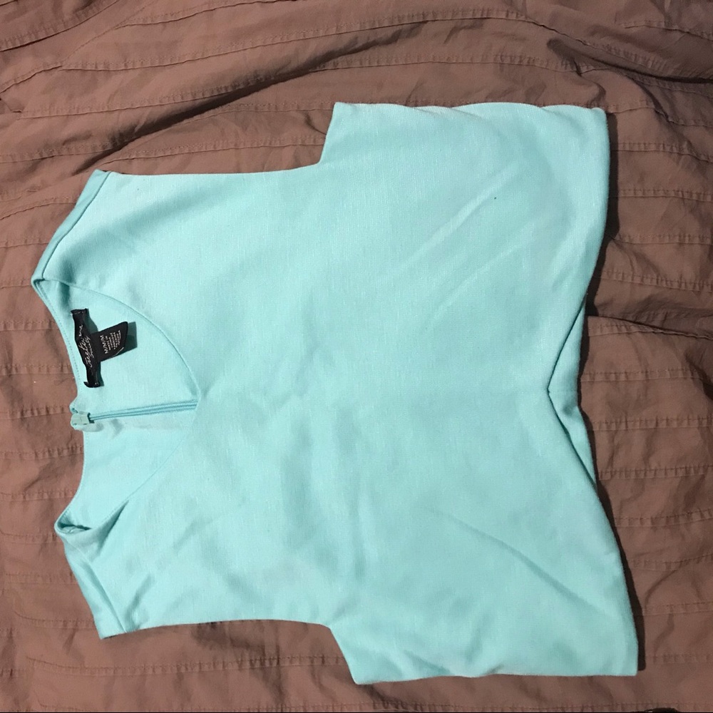 Like New Medium Crop Top - Mint Green
